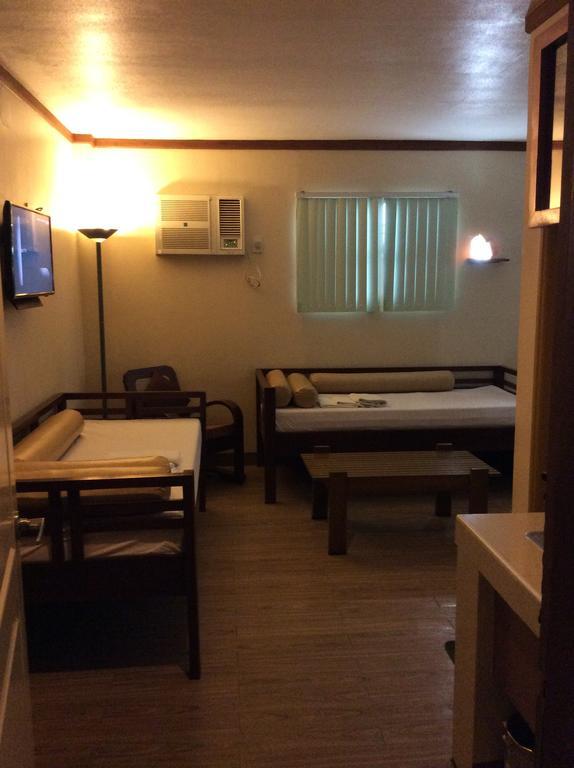 מלון Davao City Bahay Ni Tuding - House Of Tuding מראה חיצוני תמונה