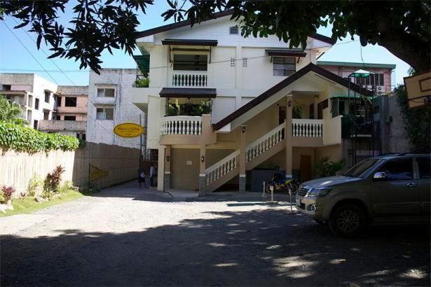 מלון Davao City Bahay Ni Tuding - House Of Tuding מראה חיצוני תמונה