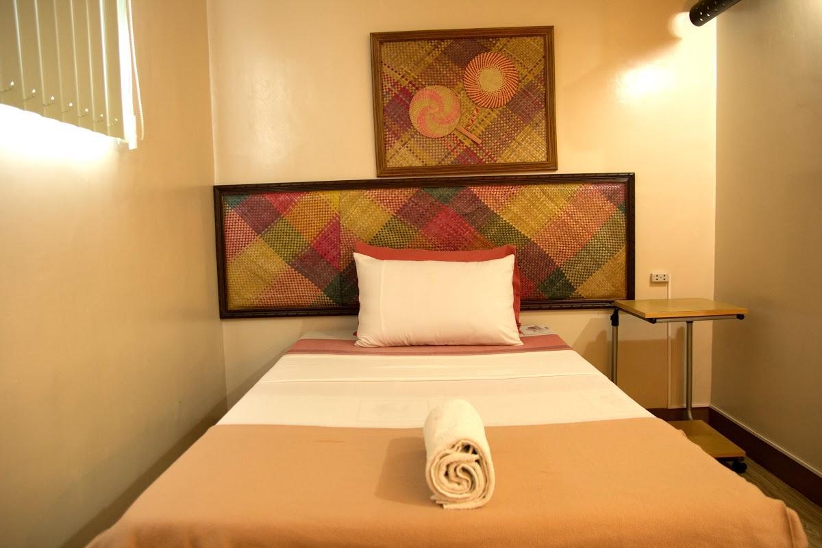 מלון Davao City Bahay Ni Tuding - House Of Tuding מראה חיצוני תמונה